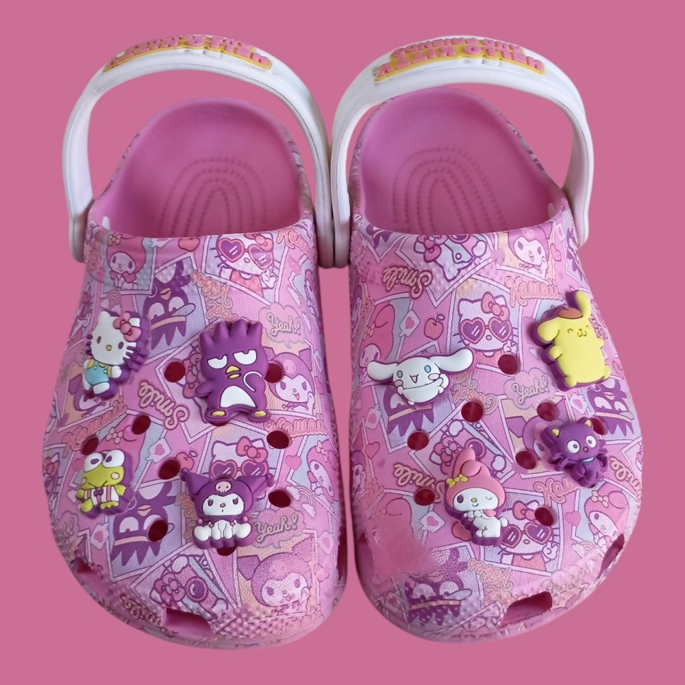 Crocs Hello Kitty & Friends Sanrio Classic W/Jibbitzs  Clogs Junior Size 3/W 5 - Picture 2 of 8